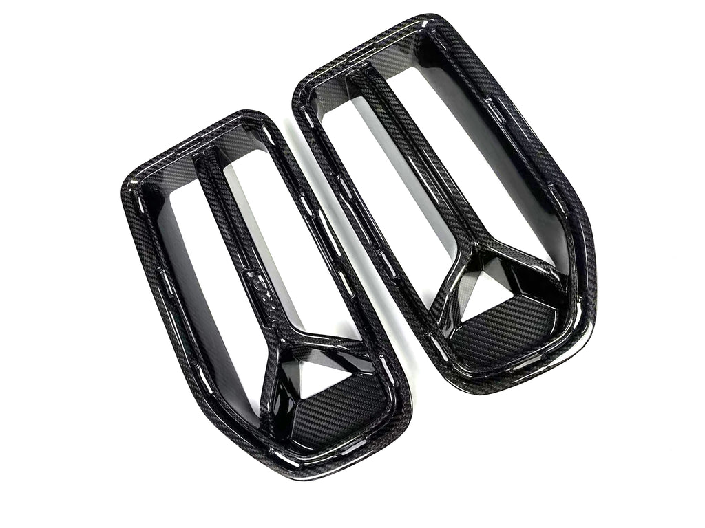 BMW M2 G87 2023+ (DRY PRE PREGGED CARBON FIBER) CSL STYLE FORNT GRILLE