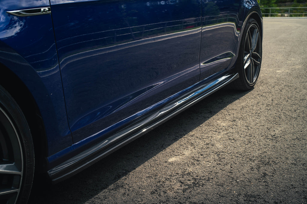 Aero Side Skirts (gloss black) for 17-20 Volkswagen Golf R MK7.5