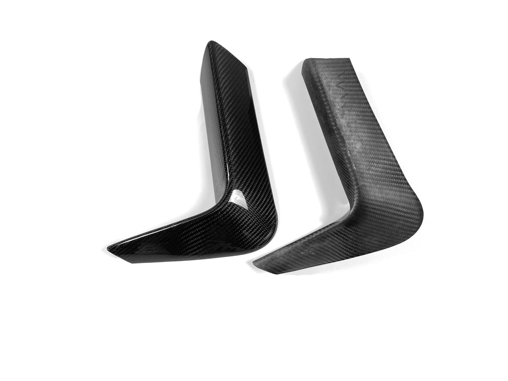BMW M3 F80 / M4 F82 F83 (DRY CARBON FIBER) Rear Lower Bumper Fang Covers